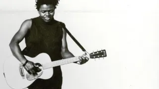 Forget Luke Combs: Tracy Chapman's Soul-Crushing, Timeless Ballad Might Be The Best Song Ever Written